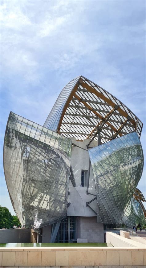 louis vuitton foundation bus|fondation louis vuitton tickets.